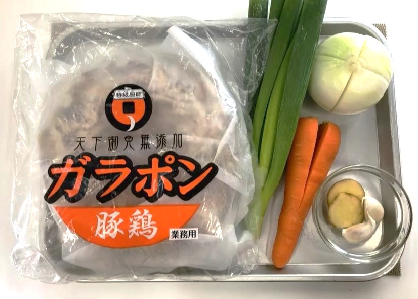 ガラポンとスープ材料-2